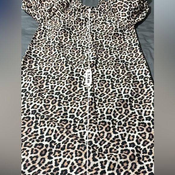 H&M Leopard Print Maxi Dress - Picture 3 of 9